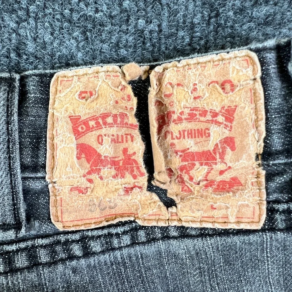 Levi's 565 Jeans Mens 38x31 Gray Denim Cotton Mid‎ Rise Whiskered Straight Leg